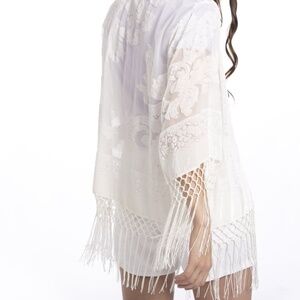 Frank Lyman Design Cream Lace Cover-Up